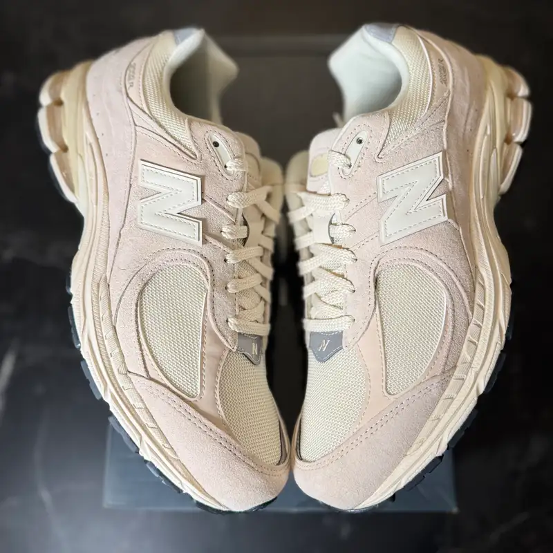 New Balance 2002r Calm Taupe
