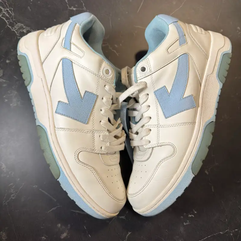 Off-White Out of Office White Celadon