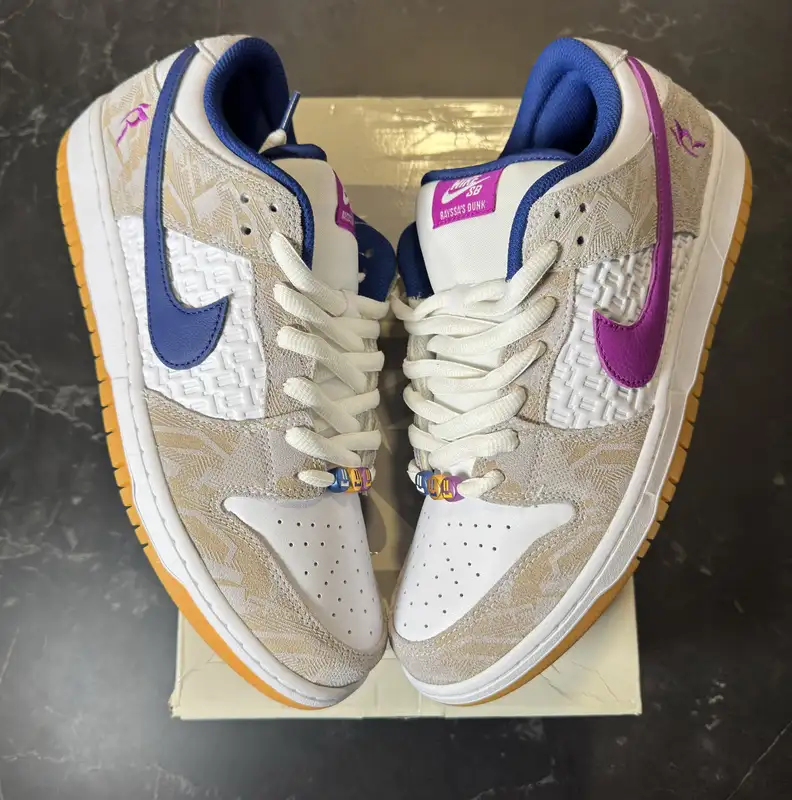 Dunk Low SB Raysa Leal