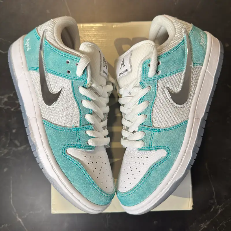 Dunk Low SB April