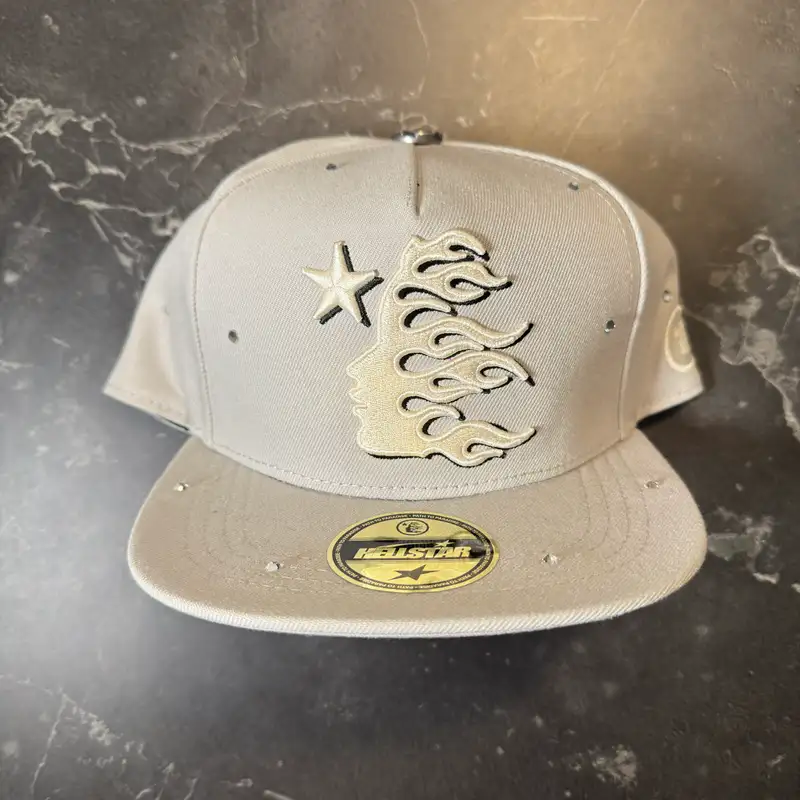 Hellstar OG Logo Fitted 59Fifty Hat Grey