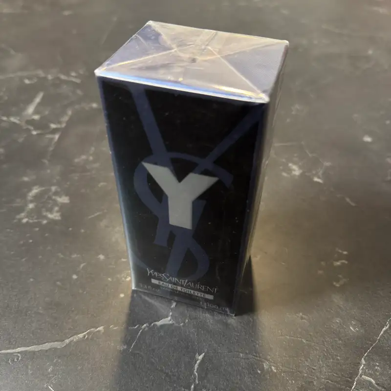 Yves Saint Laurent Y EDT