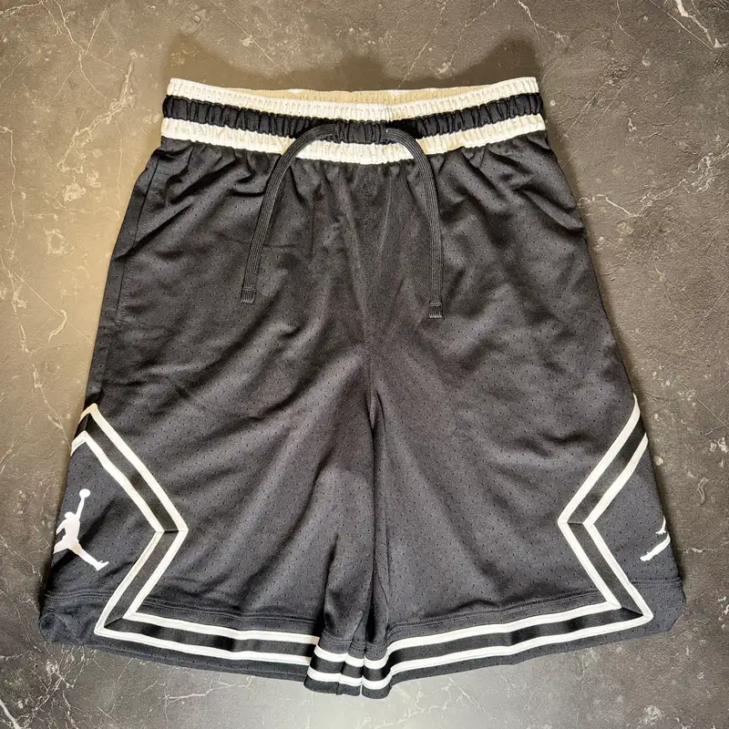 Jordan Diamond Black Short