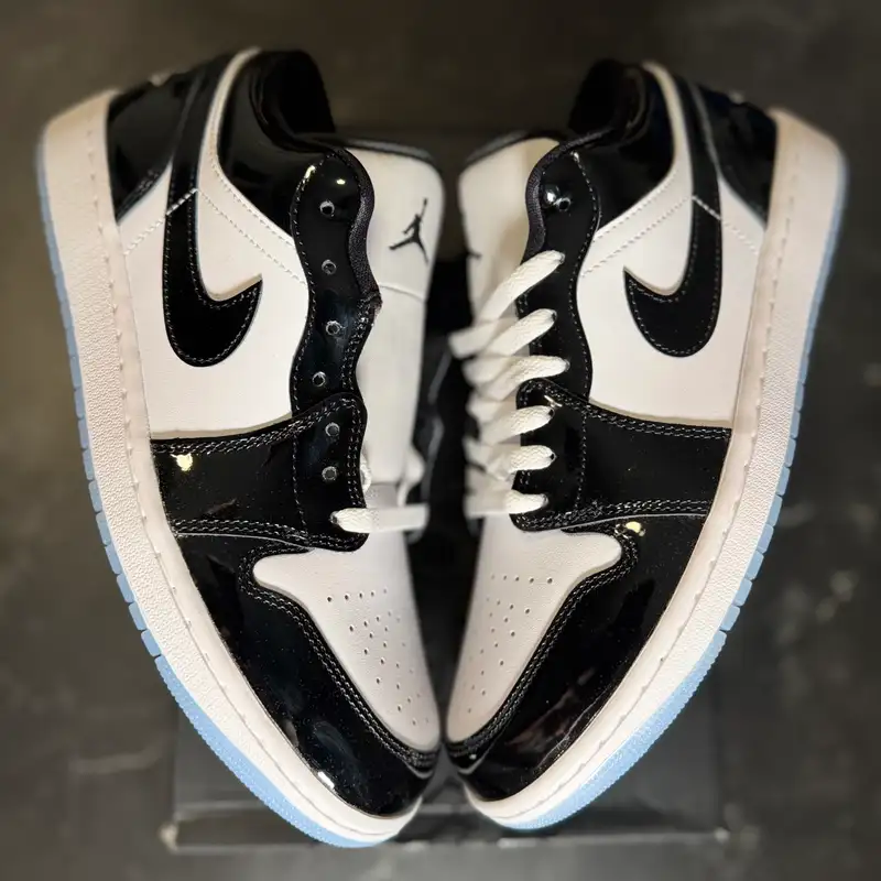 Jordan 1 Low Concord - 1
